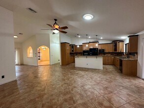 1180 SW Mirror Lake Cove in Port St. Lucie, FL - Building Photo - Building Photo