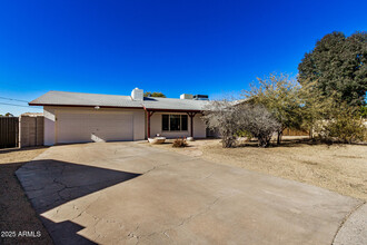 18006 N Villa Rita Dr in Phoenix, AZ - Building Photo - Building Photo