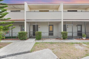 3164 Finsterwald Dr in Titusville, FL - Building Photo
