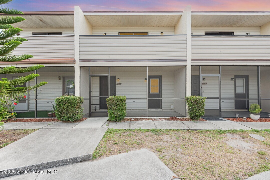 3164 Finsterwald Dr in Titusville, FL - Building Photo