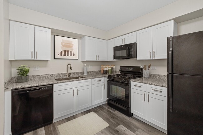 The Winds at Poplar Creek in Schaumburg, IL - Foto de edificio - Building Photo