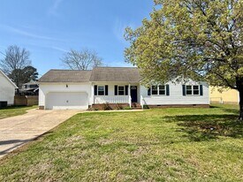 103 Cedar Tree Ln in Rossville, GA - Building Photo