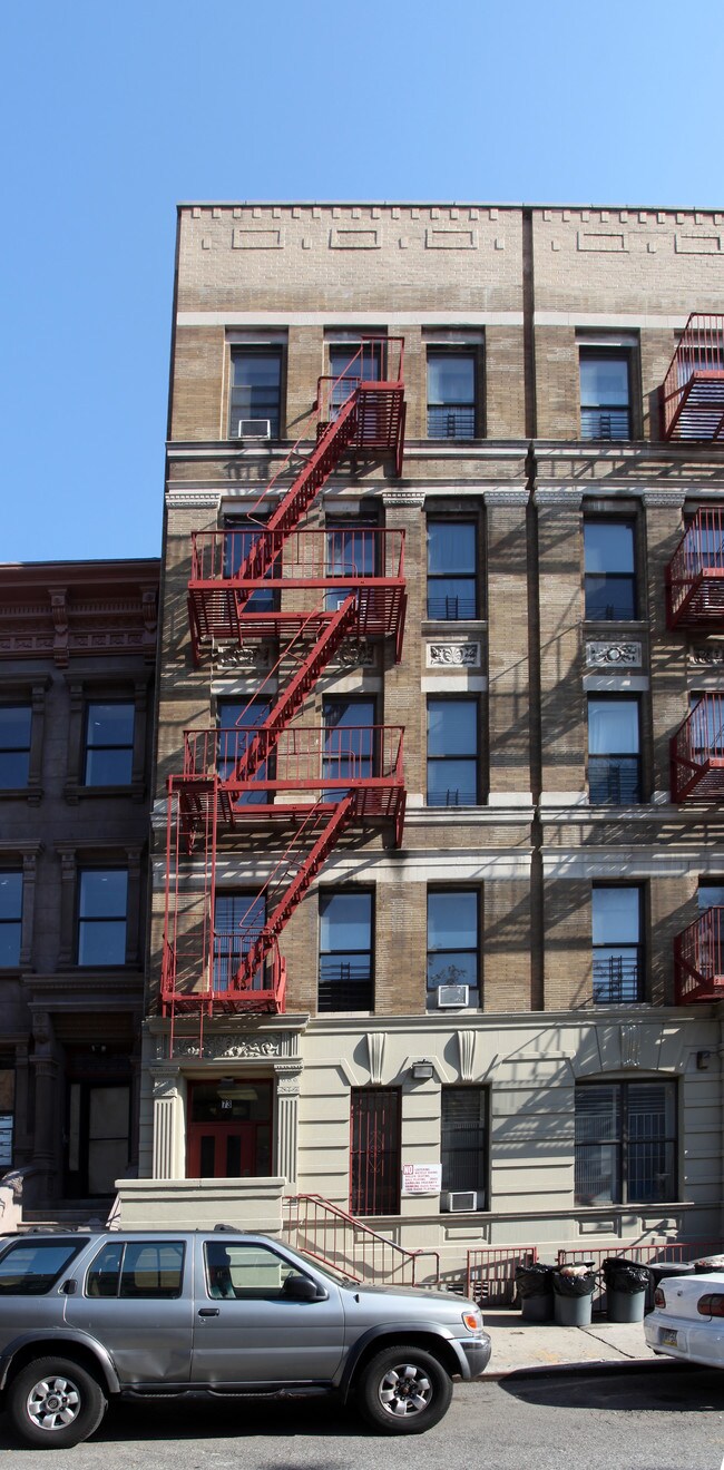 73 W 118th St in New York, NY - Building Photo - Building Photo