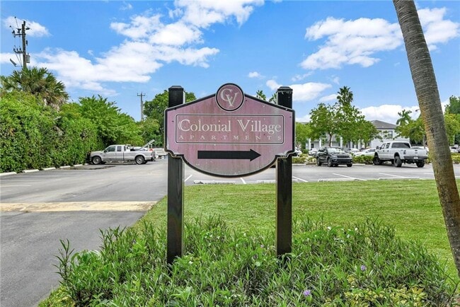 Colonial Village - 7550 Stirling Rd in Hollywood, FL - Building Photo - Building Photo