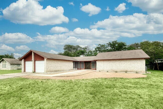 7006 Greenock St in Austin, TX - Building Photo - Building Photo