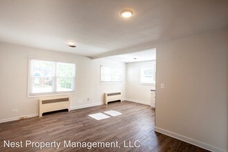 614 Rockcreek Rd-Unit -Unit A in Charlottesville, VA - Building Photo - Building Photo