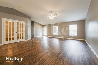 1056 Merry St E in Lehigh Acres, FL - Building Photo - Building Photo