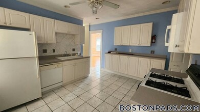 18 Bigelow St in Boston, MA - Building Photo - Building Photo