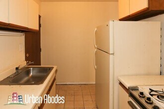 814 W Cornelia, Unit M03B in Chicago, IL - Foto de edificio - Building Photo