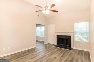 1286 Live Oak Terrace in Lithonia, GA - Building Photo - Building Photo