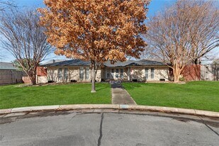 609 Lake Ridge Dr in Allen, TX - Building Photo