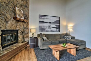 25 Arapahoe Cir, Unit A5 in Granby, CO - Building Photo