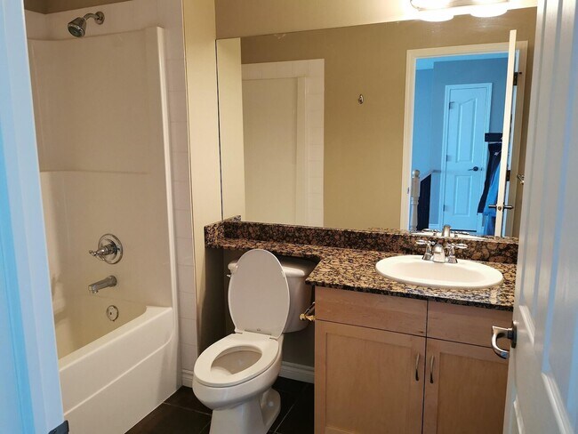 163 Tuscany Vista Rd NW in Calgary, AB - Building Photo - Building Photo