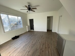 807 Wood St in Valparaiso, IN - Building Photo - Building Photo