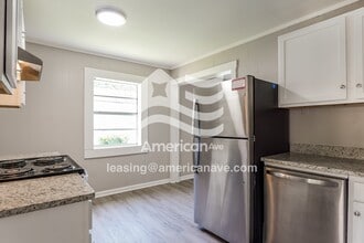 105 Livingston Ct in Bessemer, AL - Foto de edificio - Building Photo