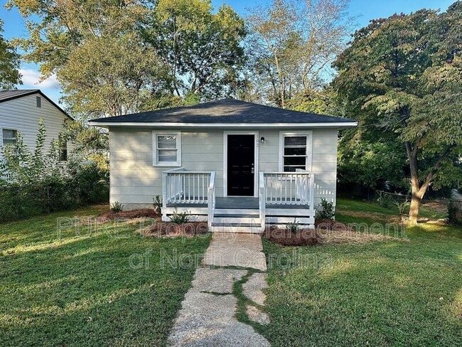 102 Booker Ave in Lexington, NC - Building Photo - Building Photo