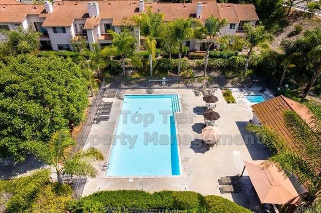 3517 Providence Ln in Carlsbad, CA - Building Photo