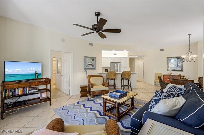 470 Launch Cir in Naples, FL - Building Photo - Building Photo