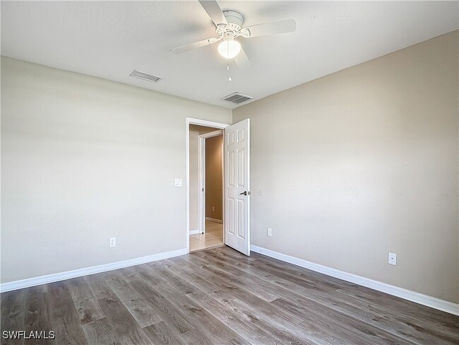 property at 1726 Trafalgar Pkwy