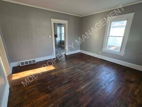 1525 Vermont St in Saginaw, MI - Building Photo - Building Photo