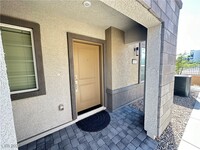 6197 Gdn Crst St in Las Vegas, NV - Foto de edificio - Building Photo