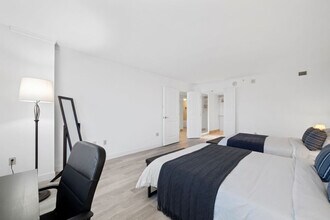 810 Pacific Ave in Atlantic City, NJ - Building Photo - Building Photo