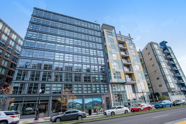 929 Florida Ave NW, Unit 2004 in Washington, DC - Building Photo - Building Photo
