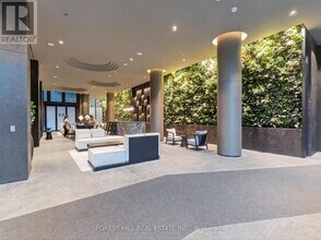 110 Broadway Ave in Toronto, ON - Building Photo - Building Photo