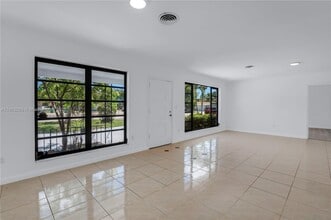 4210 SW 20th St in Fort Lauderdale, FL - Building Photo - Building Photo