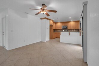 53085 Avenida Obregon in La Quinta, CA - Building Photo - Building Photo
