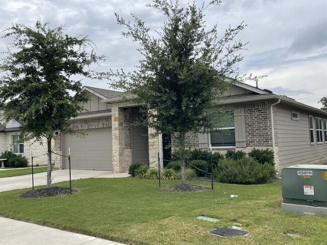 222 Baron Creek Trail in Bastrop, TX - Building Photo - Building Photo