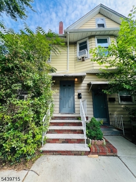 property at 420 Lakeview Ave