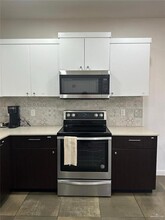 3807 S Veterans Blvd-Unit -A04 in Edinburg, TX - Building Photo - Building Photo