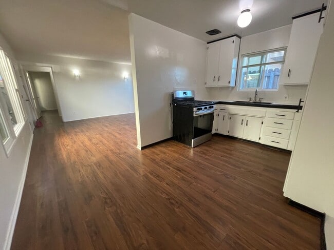 6759 Pasado Rd in Isla Vista, CA - Building Photo - Building Photo