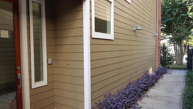 834 Nicholson St in Houston, TX - Building Photo - Building Photo