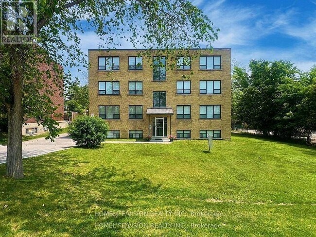 property at 9901-9901 Yonge St