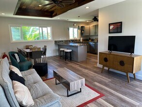 143 Kaimi St in Kailua, HI - Building Photo - Building Photo
