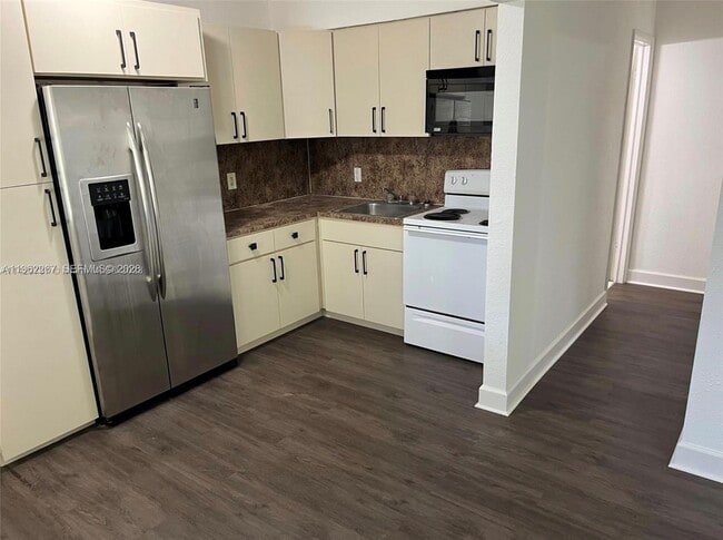 property at 6028 SW 27th St