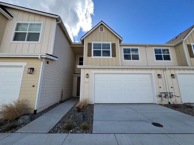 1007 Home Stretch Ln