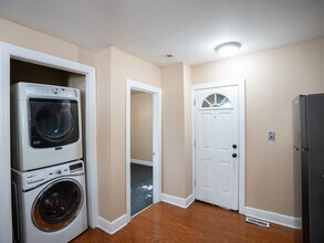 640 Myrtle Ave in Albany, NY - Building Photo - Building Photo