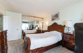 25-40 Shore Blvd in Queens, NY - Building Photo - Building Photo