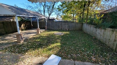 102 Kenworth Ave in Hamilton, OH - Building Photo - Building Photo