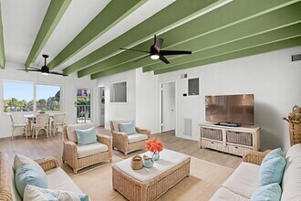3500 S Ocean Blvd in Palm Beach, FL - Building Photo - Building Photo