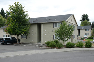 Pebble Creek Village in Vancouver, WA - Building Photo - Building Photo