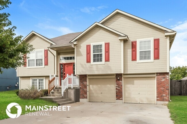 property at 1410 NW High View Dr