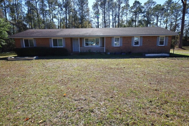 property at 282 Parkview Cir