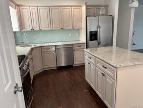 4163 Austin Blvd in Island Park, NY - Building Photo - Building Photo