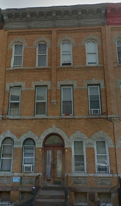 1258 Decatur St in Brooklyn, NY - Foto de edificio