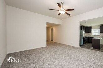 123 Palomino Bnd Dr in Newark, TX - Building Photo - Building Photo