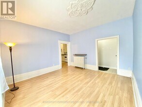 292-292 William St E in Oshawa, ON - Building Photo - Building Photo